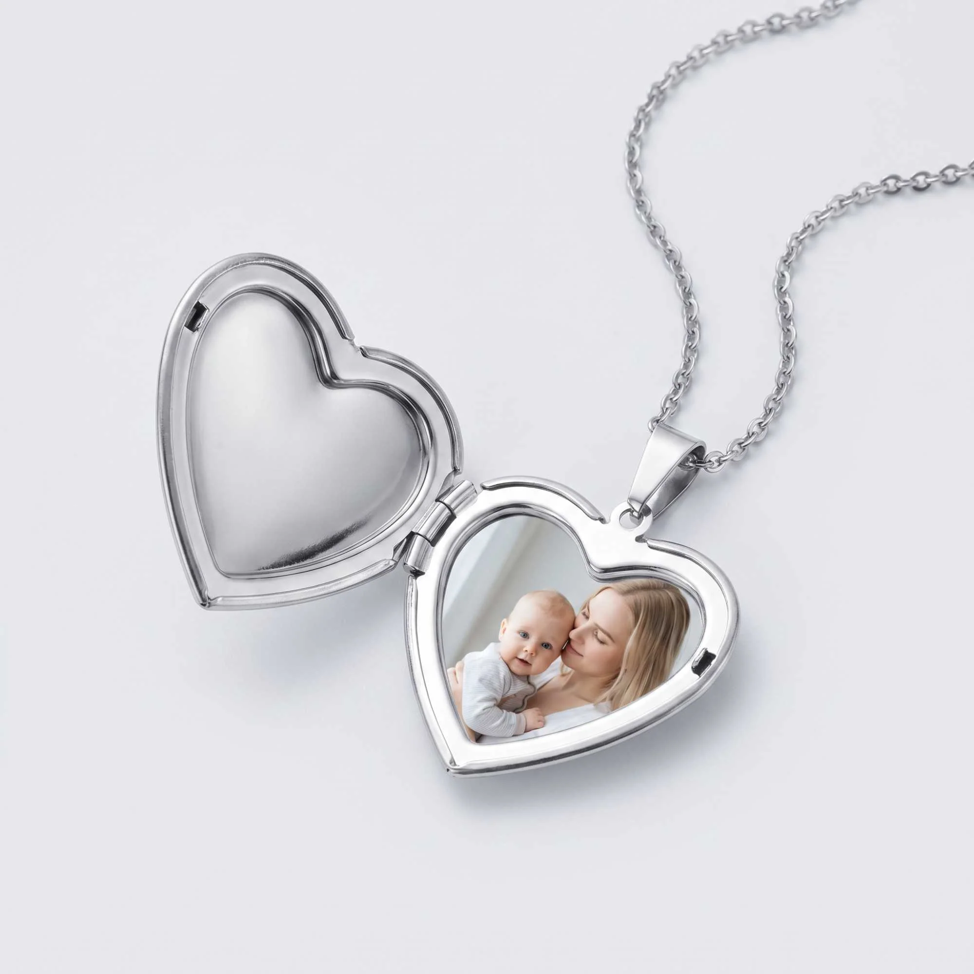 Floral Heart Photo Locket Necklace - Image 13