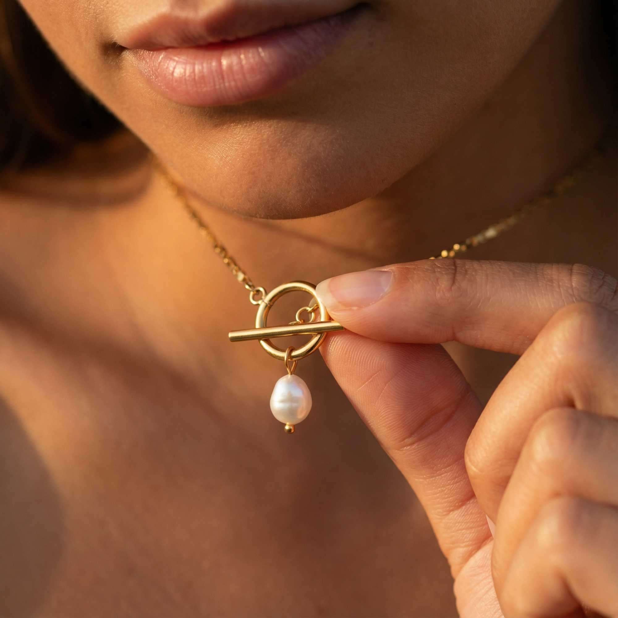 La Isla Pearl Toggle Necklace - Image 6
