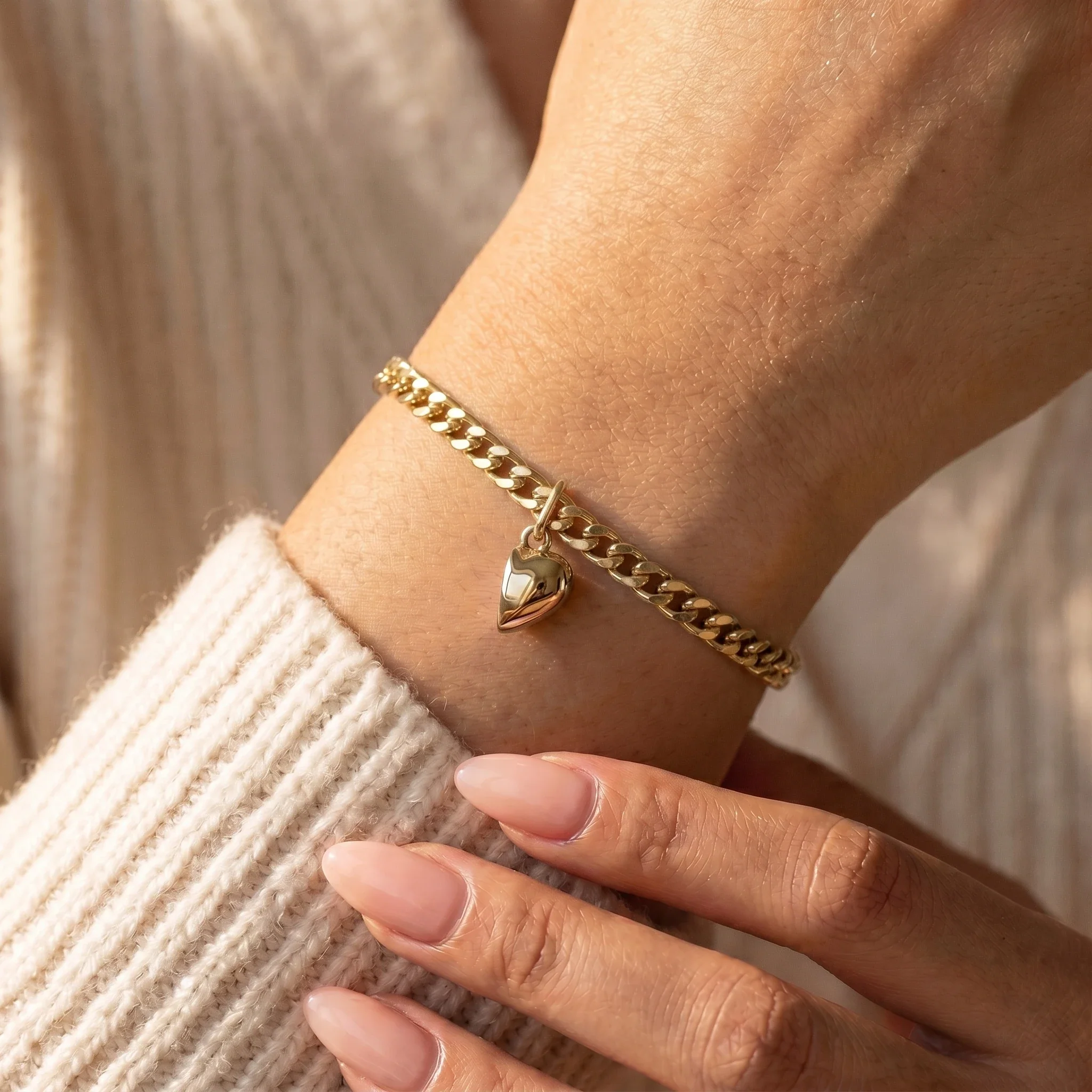 Magnetic Heart Bond Matching Bracelet Set - Image 4