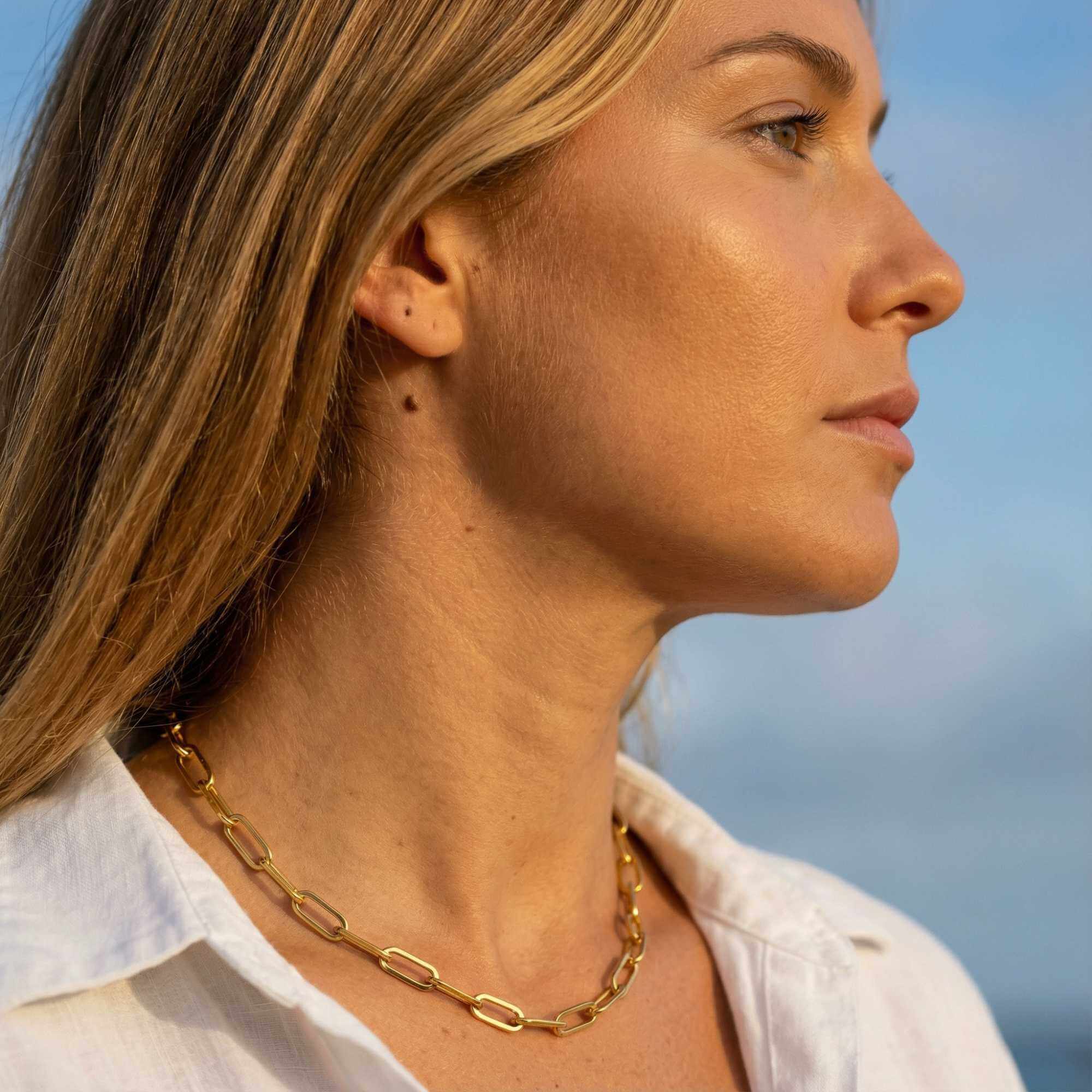 Ria Paperclip Chain Necklace - Image 3