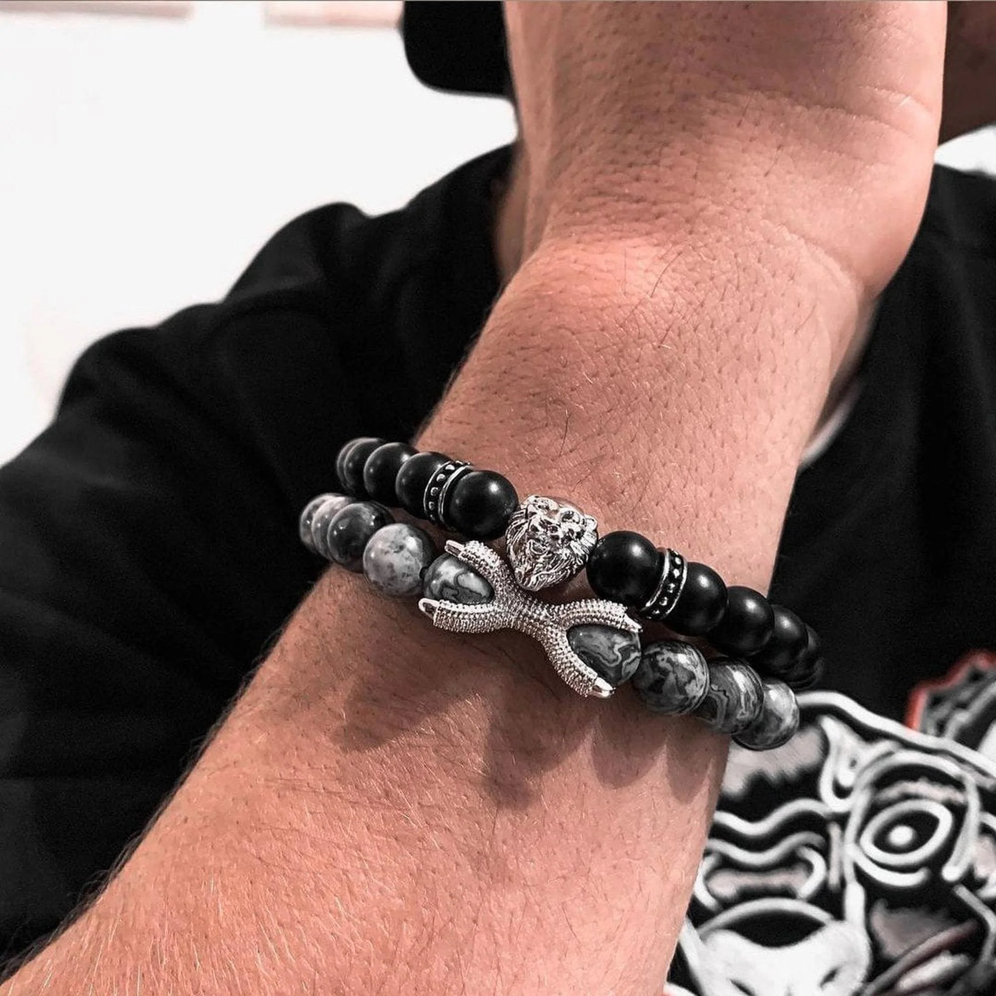 White Gold Lion with Black & Grey Stones Set - Image 2